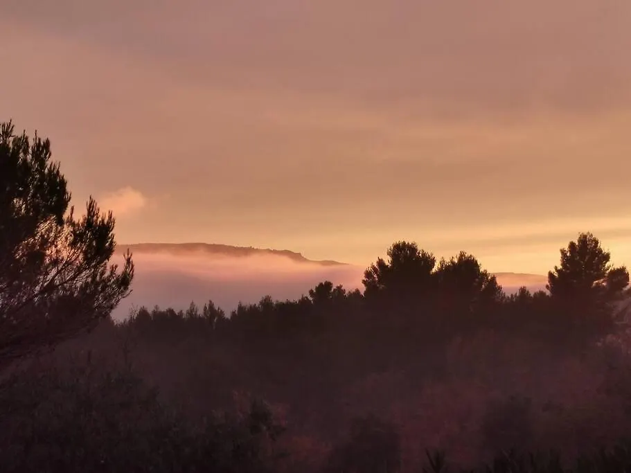 Entre Ventoux Et Luberon, Appartement Dans Maison. Malemort-du-Comtat 0*,  France